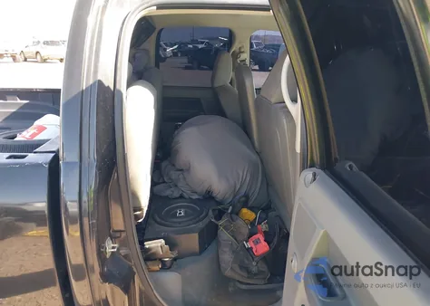 2007 Dodge Ram 1500 Slt z USA, uszkodzony, nr VIN 1D7HA18P97S234598